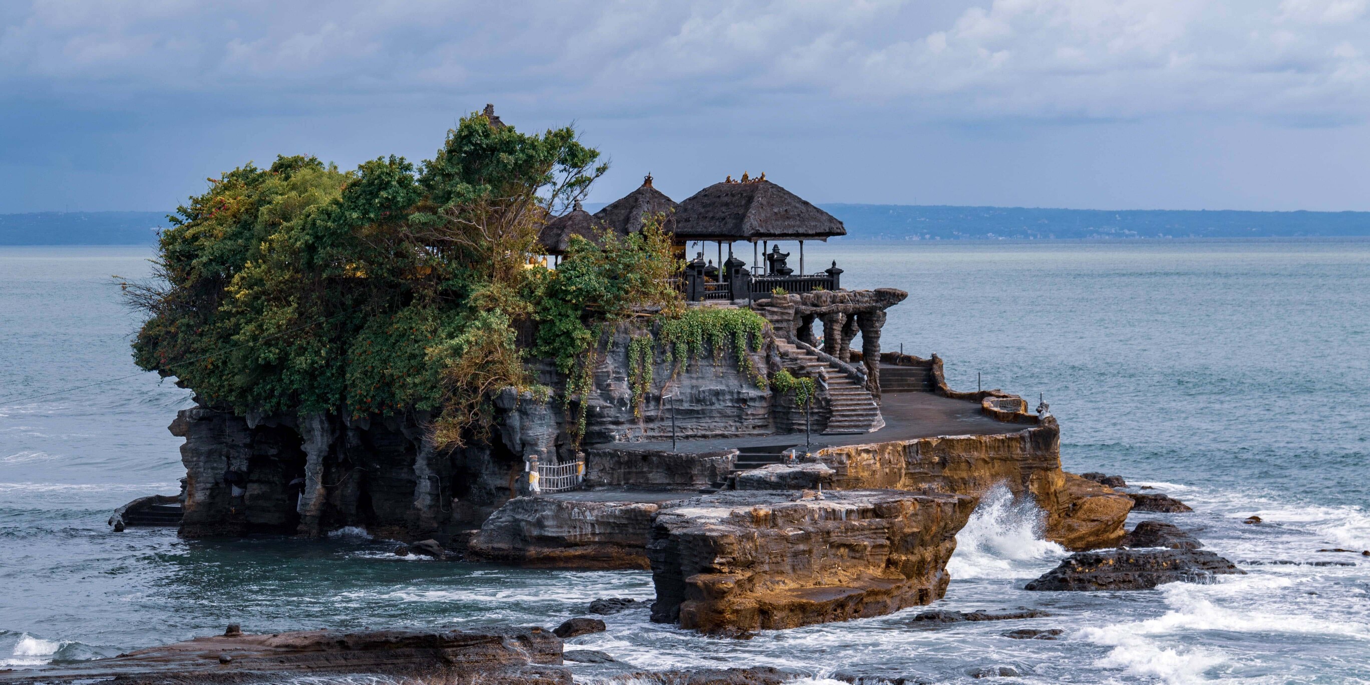 tempat_menarik-tanah_lot